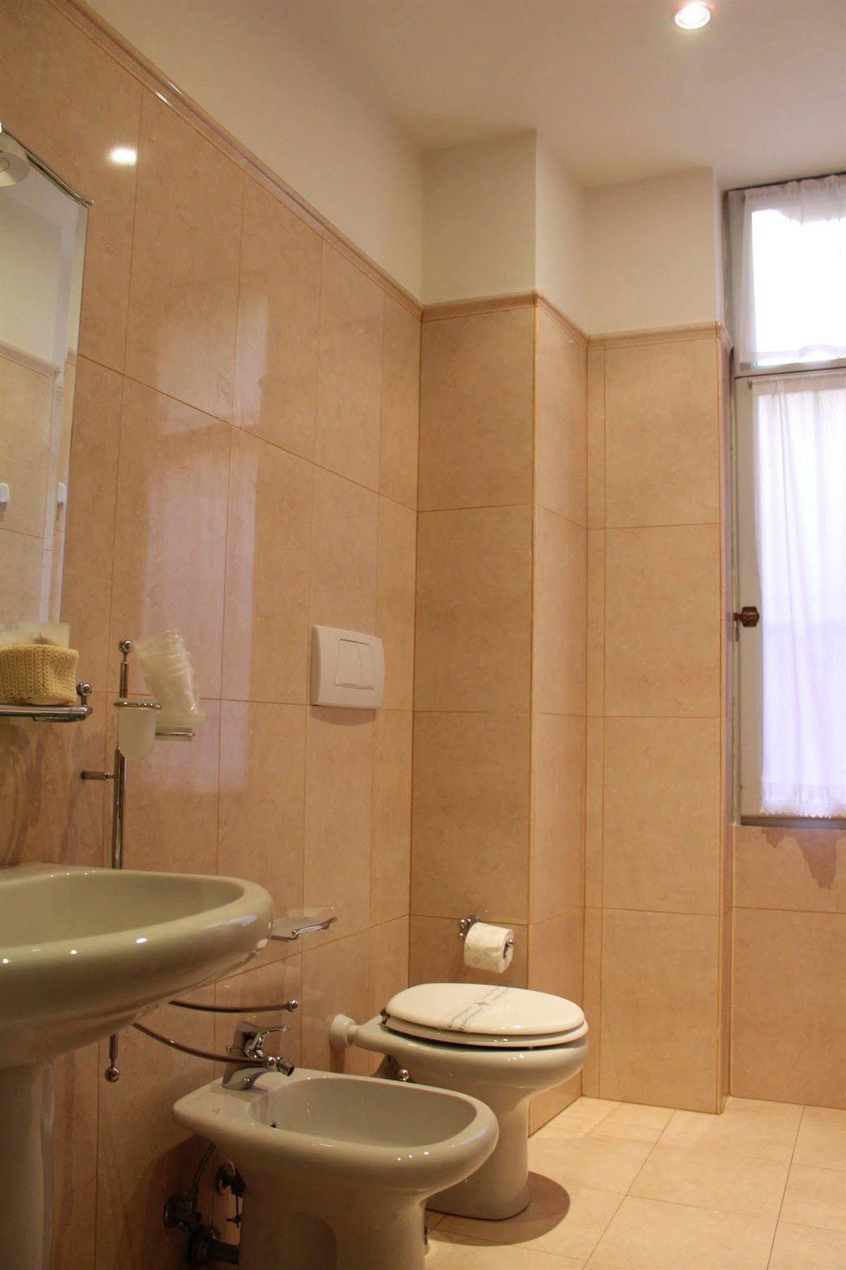 Via Roma Suites Florens Exteriör bild